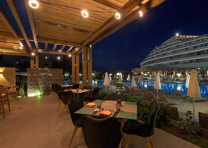 מלון Olympic Palace