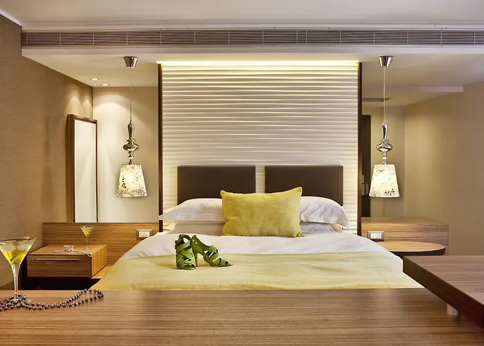 Olympic Palace איקסיה