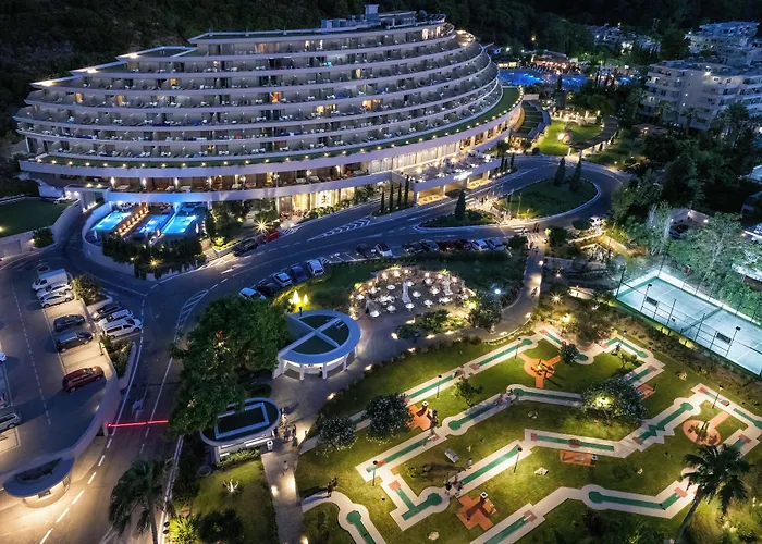 Olympic Palace 5* איקסיה