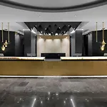 Olympic Palace 5* איקסיה