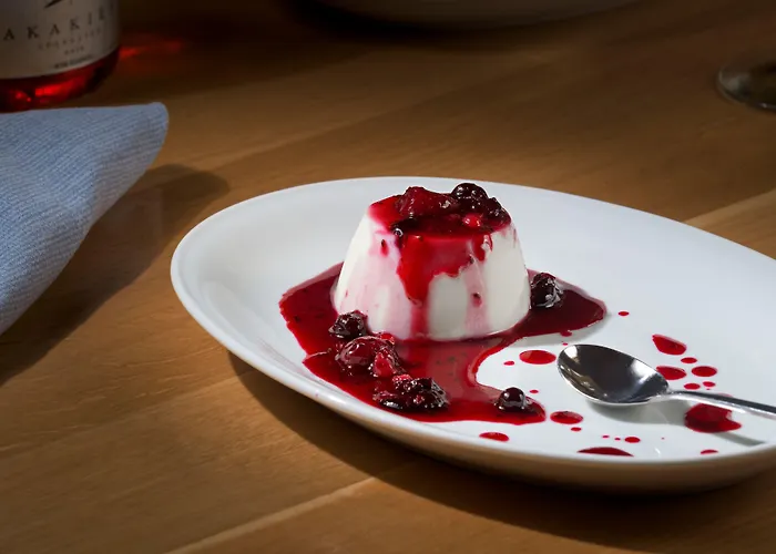 Olympic Palace Отель Иксиа