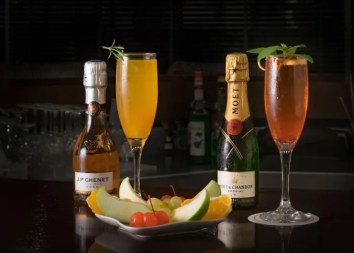 Отель Olympic Palace 5*