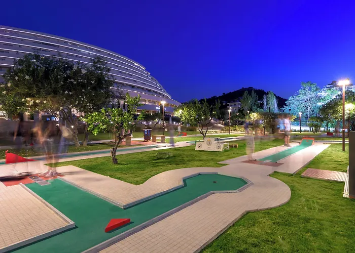 Отель Olympic Palace 5*